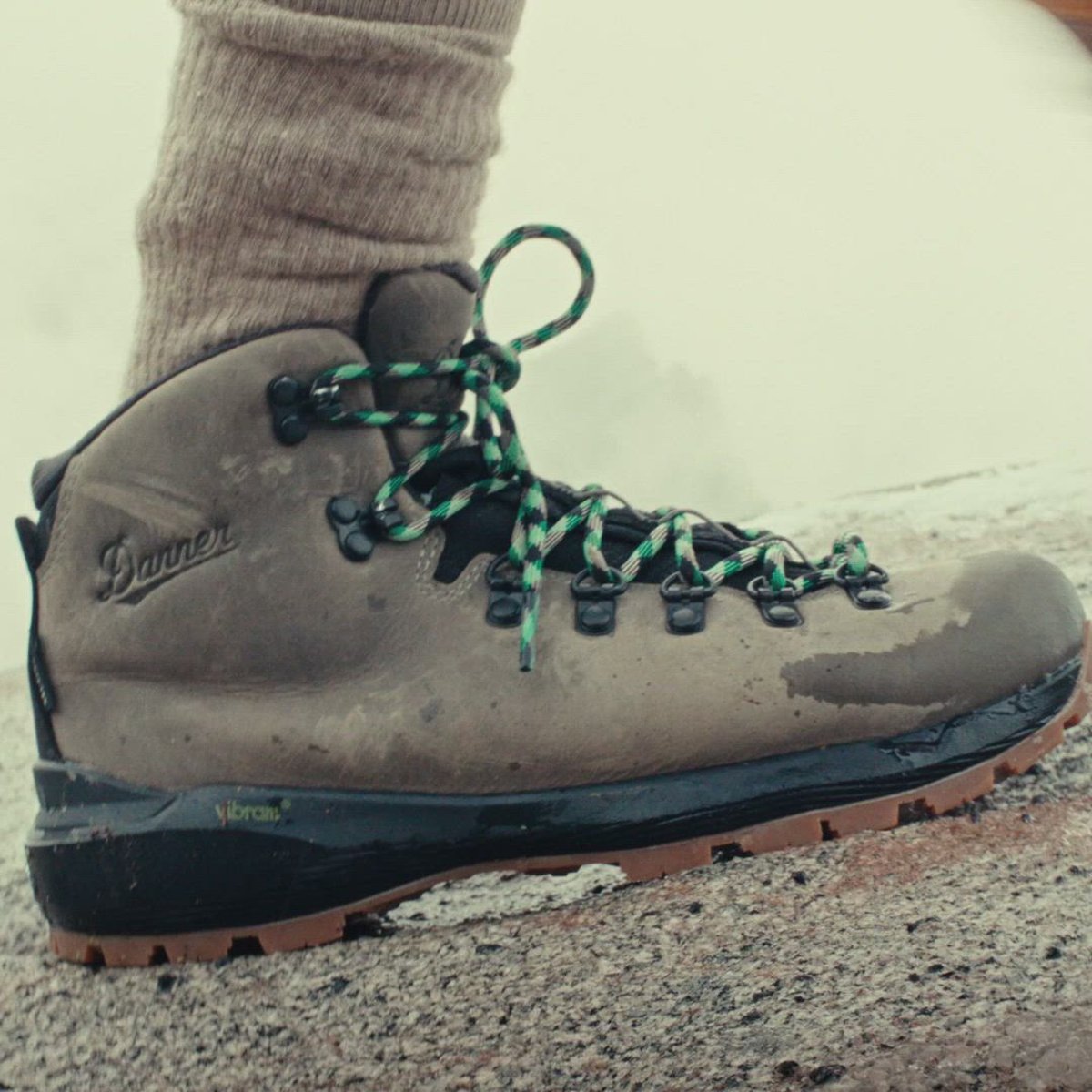 Danner Mountain 600 EVO Mocha Brown/Rhodo Red